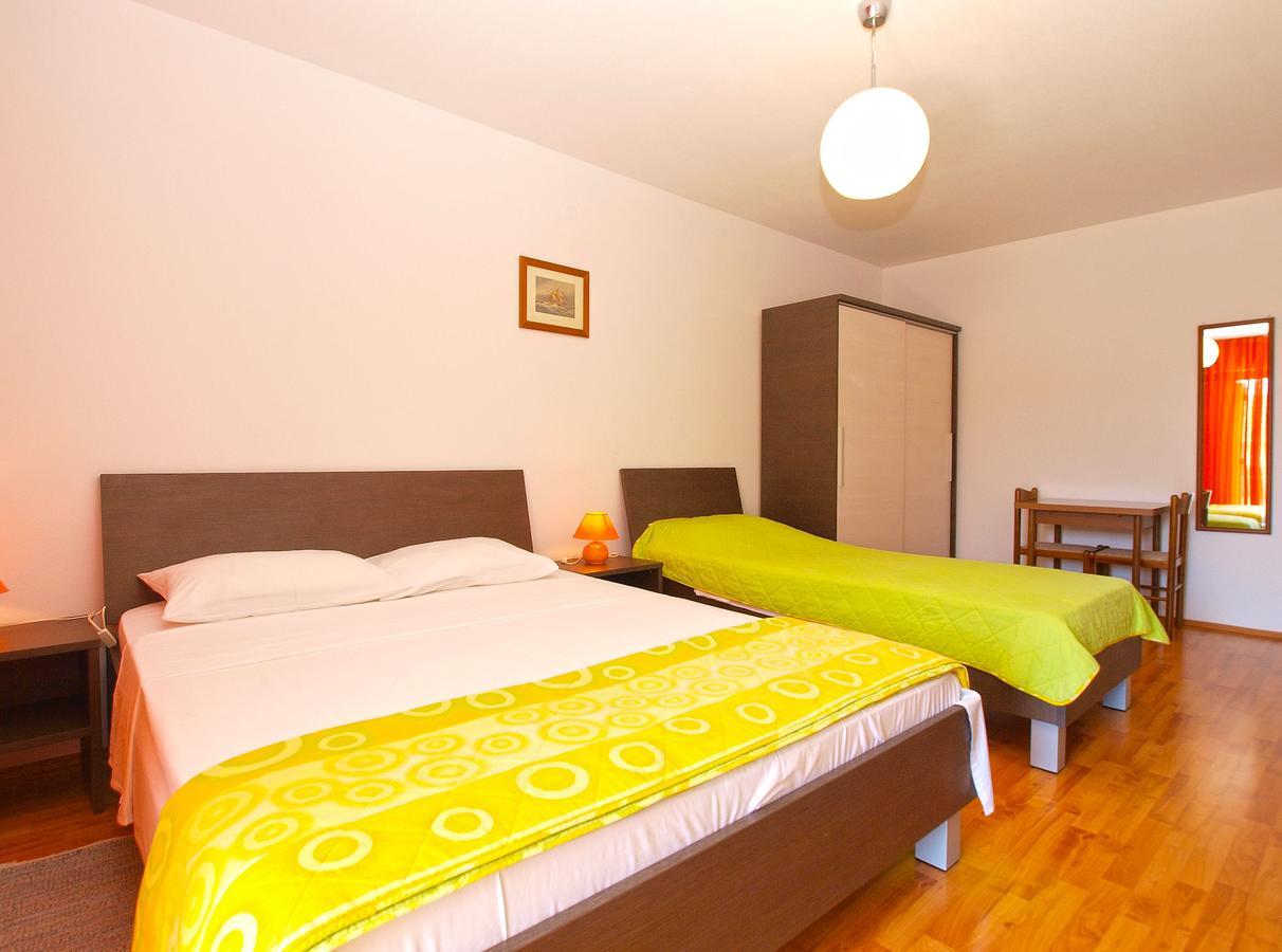 Rooms Ivica 1452 Fažana Exterior foto