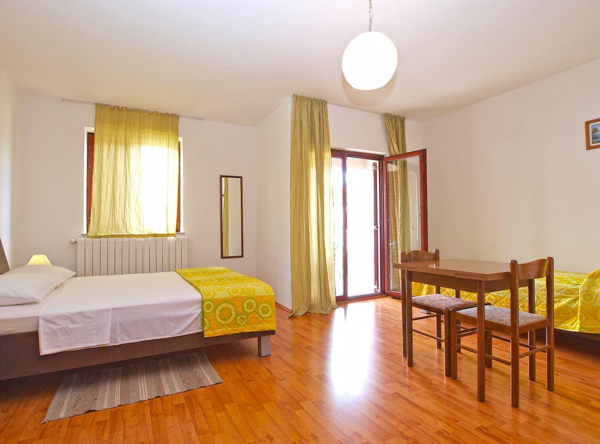 Rooms Ivica 1452 Fažana Exterior foto